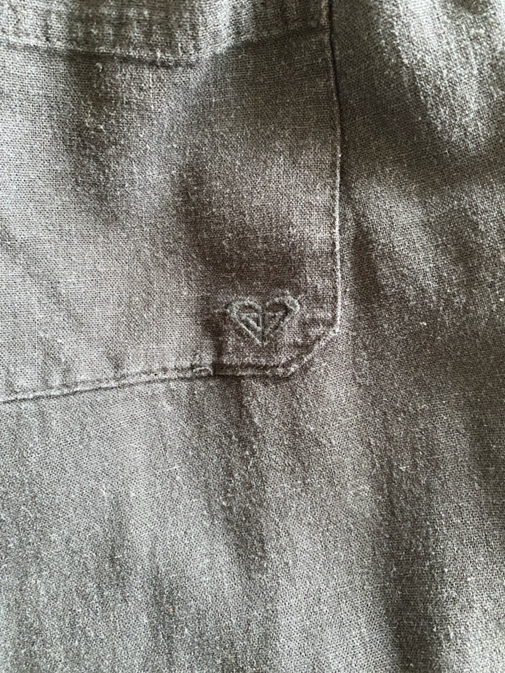Roxy Black Linen/Viscose Blend Casual Pants with Drawstring and Flared Leg. - Picture 3 of 12